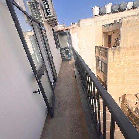Stella Maris Mansions Apartment Marsaxlokk Bagian luar foto